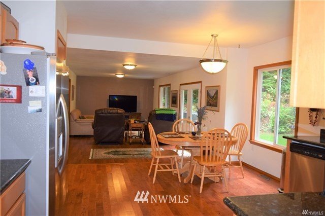 946 Southwest Berry Lake Road Port Orchard, WA 98367 - Photo 20 of 24 Gallery Image 20