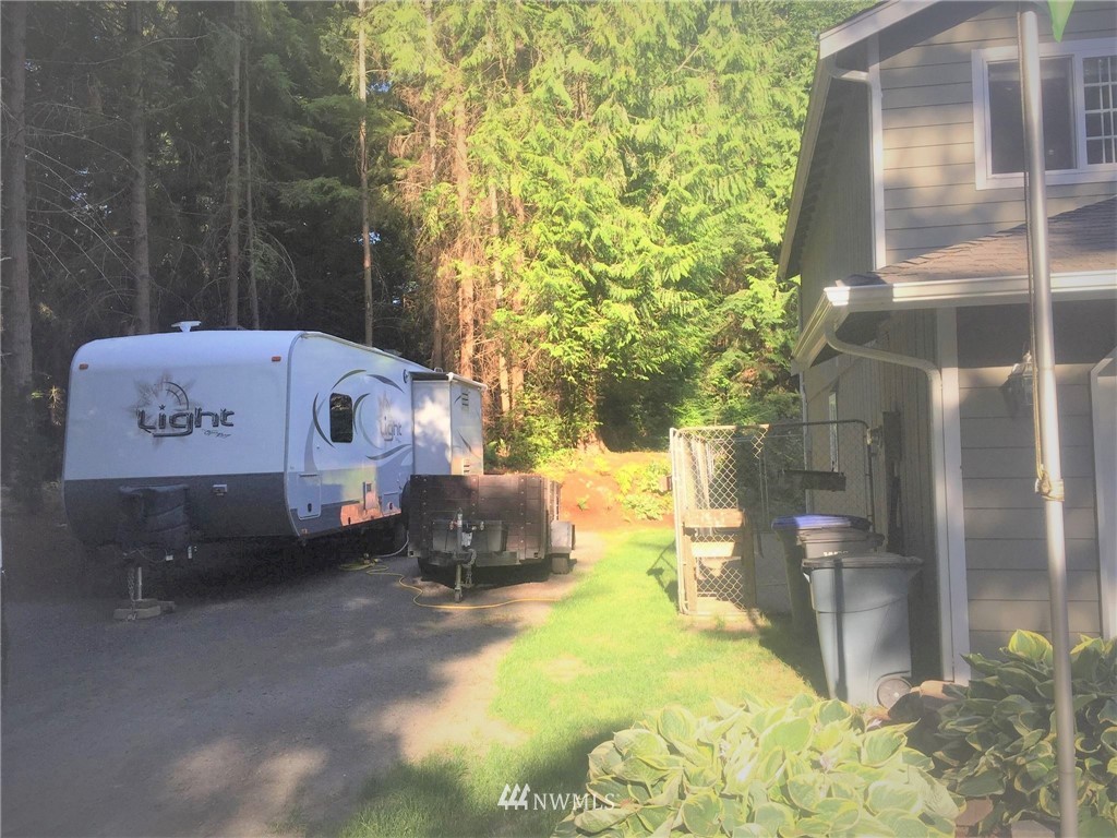 946 Southwest Berry Lake Road Port Orchard, WA 98367 - Photo 6 of 24 Gallery Image 6