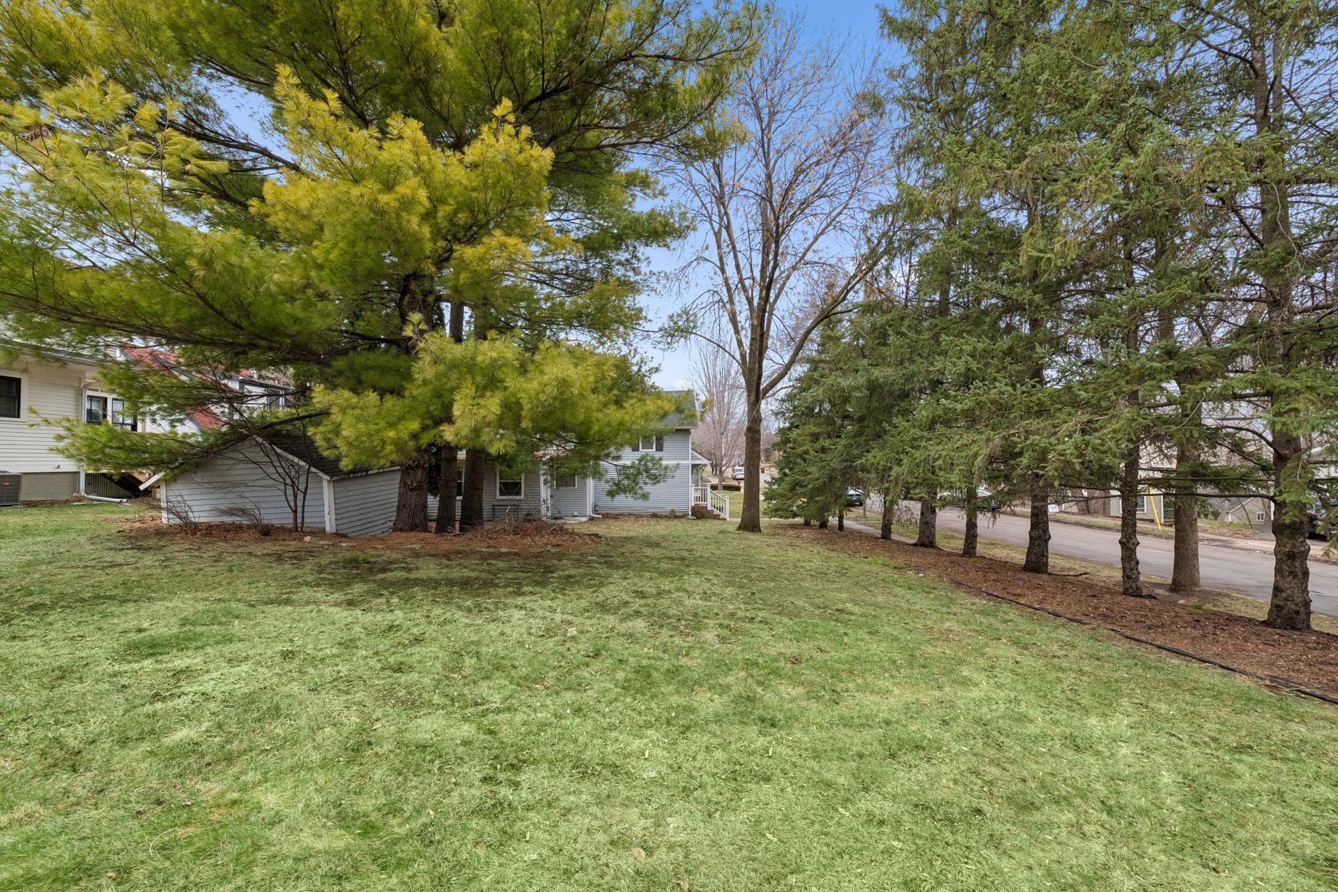 248 Center Street Excelsior, MN 55331 - Photo 17 of 27