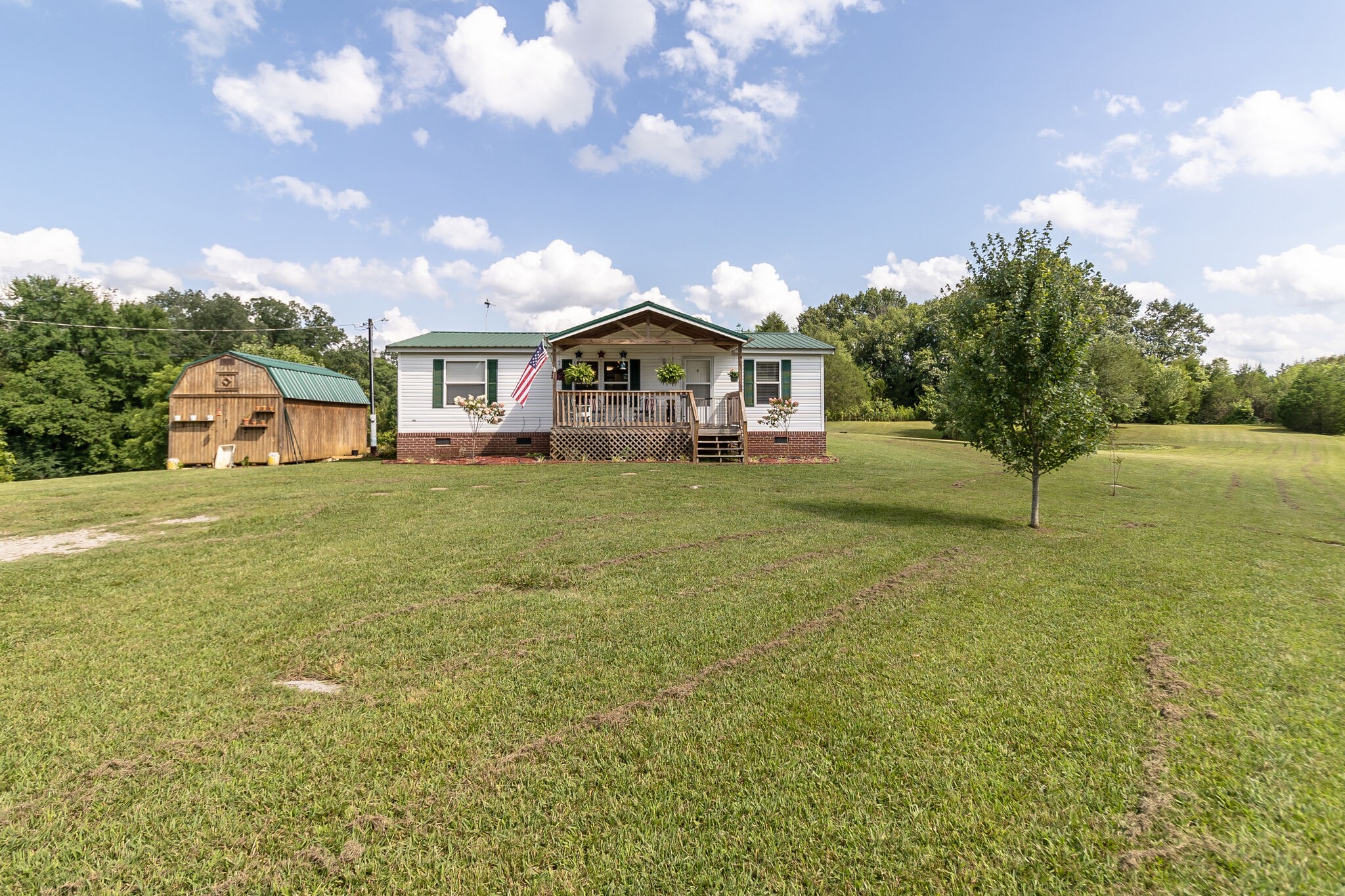 2865 Carpenter Bridge Road Columbia, TN 38401 - Photo 2 of 25 a view of a house with a big yard