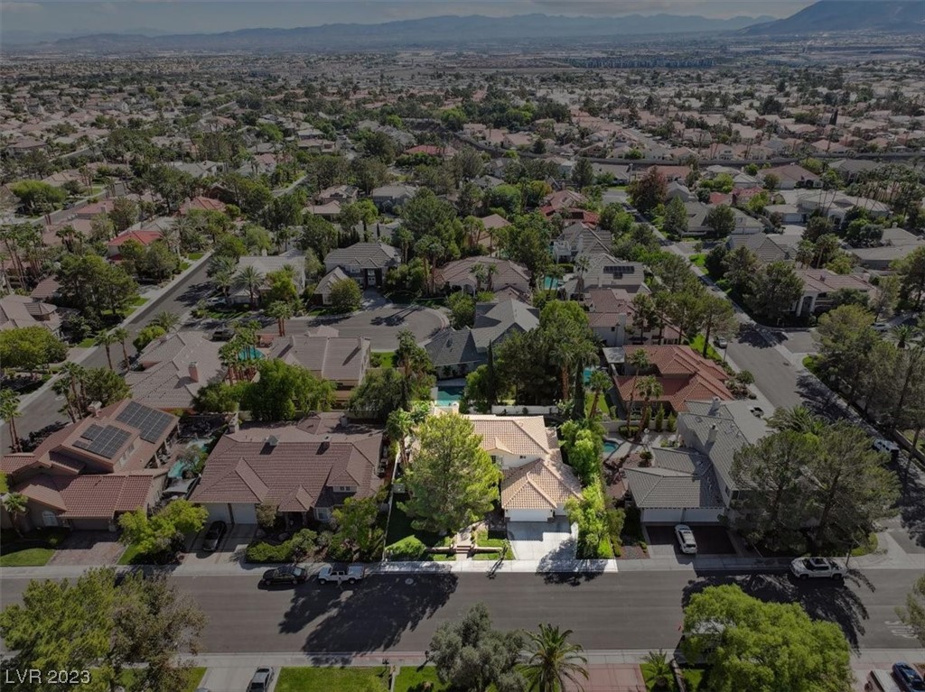 184 Springfield Street Henderson, NV 89074 - Photo 8 of 73