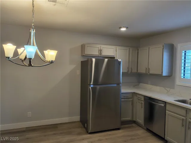 $1,200 | 6737 West Charleston Boulevard, Unit 3, Las Vegas, NV 89146