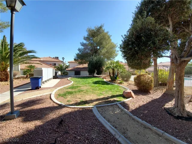 $1,200 | 6737 West Charleston Boulevard, Unit 3, Las Vegas, NV 89146