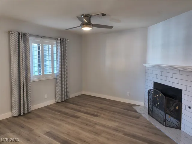 $1,200 | 6737 West Charleston Boulevard, Unit 3, Las Vegas, NV 89146