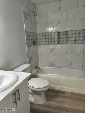 $1,200 | 6737 West Charleston Boulevard, Unit 3, Las Vegas, NV 89146