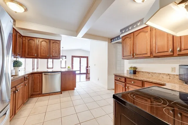 $399,900 | 65 Churchill Road, West Springfield, MA 01089