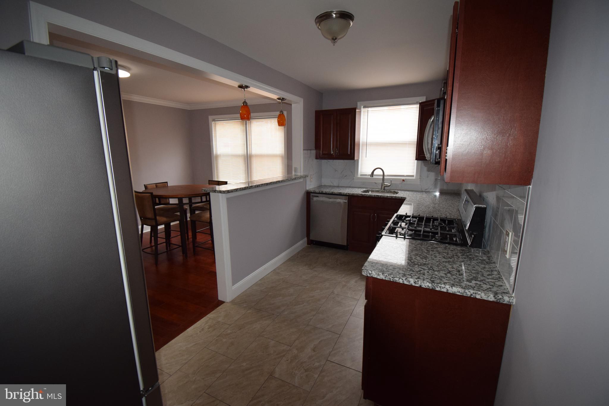 6858 Radbourne Road Upper Darby, PA 19082 - Photo 11 of 18