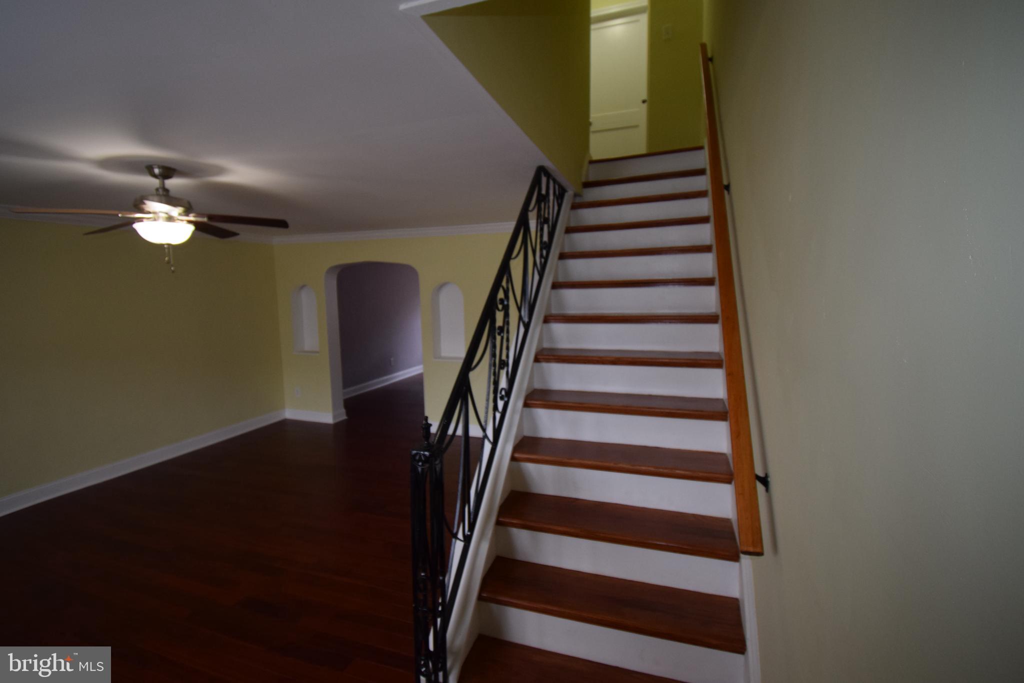 6858 Radbourne Road Upper Darby, PA 19082 - Photo 12 of 18