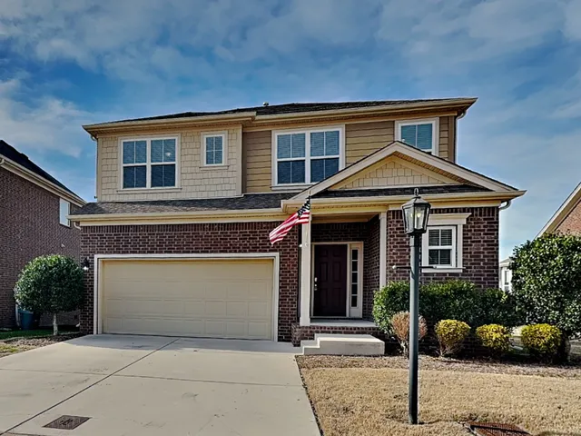 $2,489 | 1637 Robindale Drive, Hermitage, TN 37076