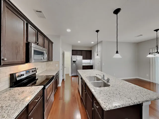 $2,489 | 1637 Robindale Drive, Hermitage, TN 37076