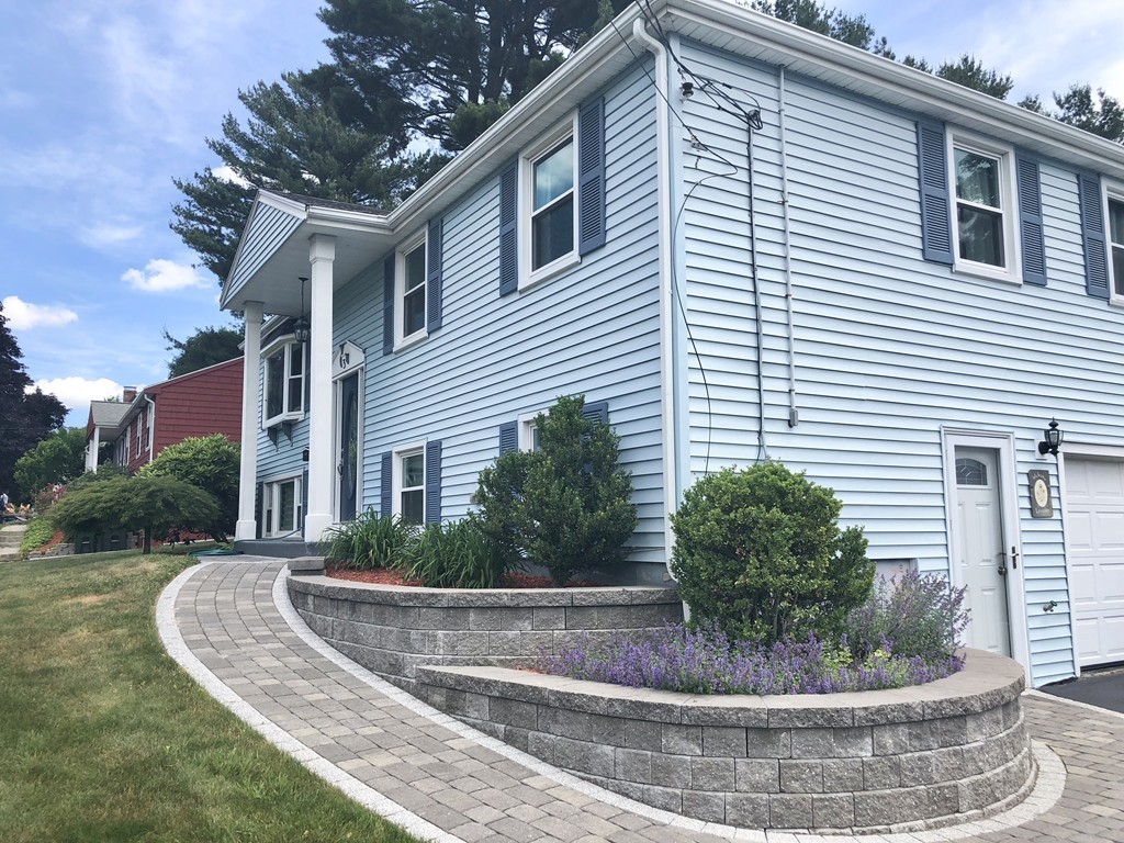 3 Standish Road Bellingham, MA 02019 - Photo 3 of 24 Gallery Image 3