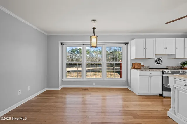 $775,000 | 236 Shoreline Drive, New Bern, NC 28562