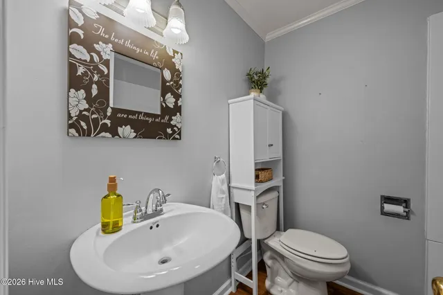 $775,000 | 236 Shoreline Drive, New Bern, NC 28562