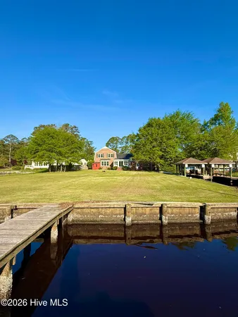 $765,000 | 236 Shoreline Drive, New Bern, NC 28562