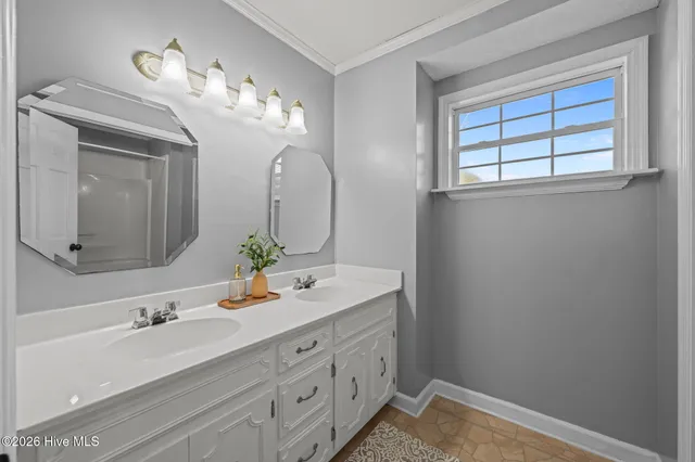 $775,000 | 236 Shoreline Drive, New Bern, NC 28562