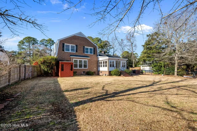 $775,000 | 236 Shoreline Drive, New Bern, NC 28562