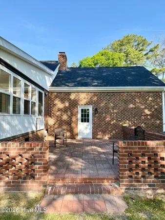 $765,000 | 236 Shoreline Drive, New Bern, NC 28562