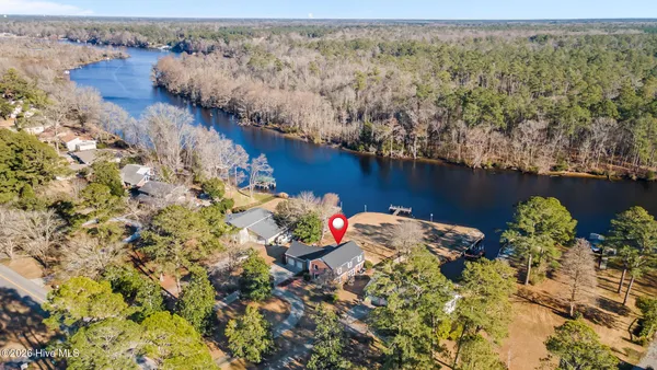 $765,000 | 236 Shoreline Drive, New Bern, NC 28562