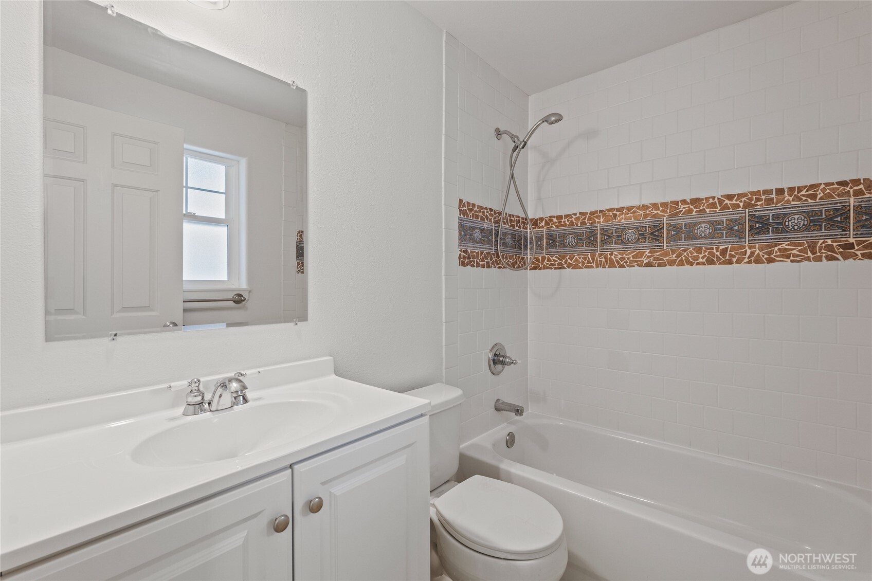 910 North 74th Street Seattle, WA 98103 - Photo 6 of 25