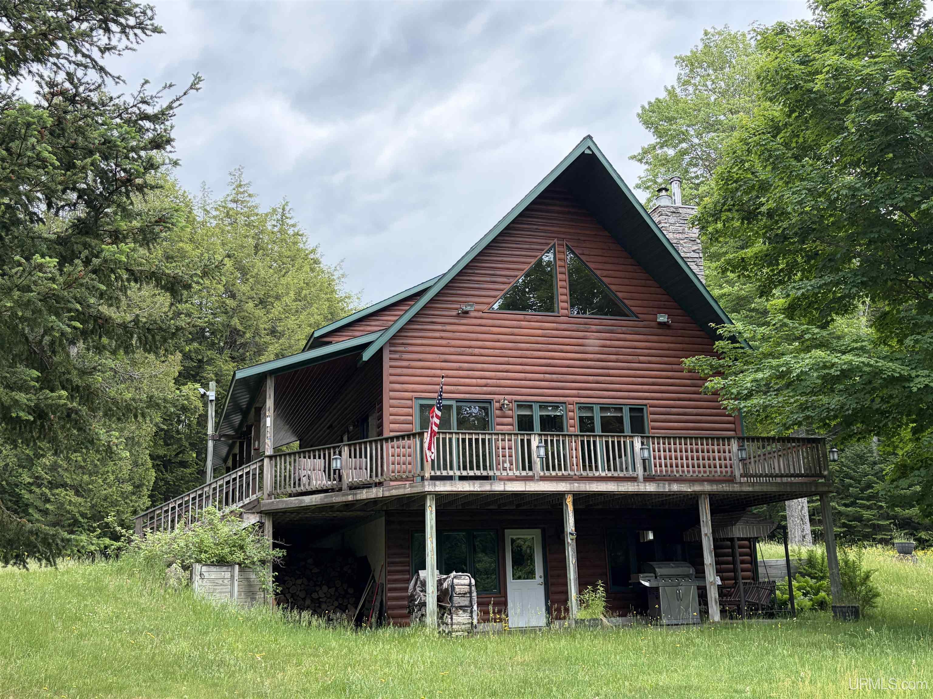 5109 River Road Manistique, MI 49854 - Photo 1 of 39