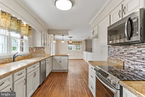 $384,900 | 801 Coolidge Street, New Cumberland, PA 17070
