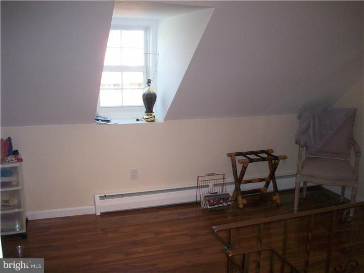 2849 Nestling Road Philadelphia, PA 19154 - Photo 13 of 17 Gallery Image 13