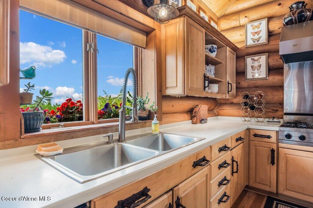 3018 South Signal Point Road Post Falls, ID 83854 - Photo 14 of 117 Double SInk