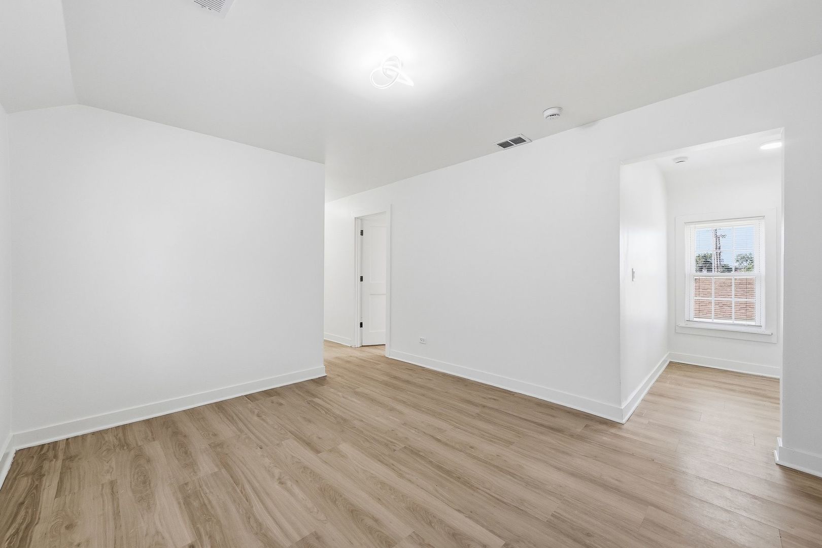 446 Rice Avenue Bellwood, IL 60104 - Photo 27 of 43