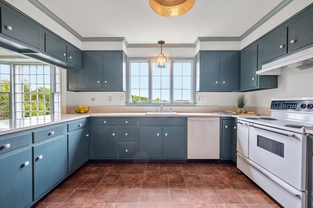 221 Maple Avenue Rutland, MA 01543 - Photo 11 of 42 Gallery Image 11
