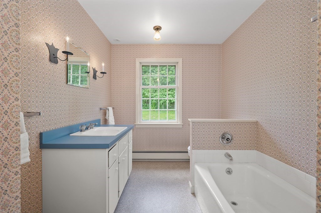 221 Maple Avenue Rutland, MA 01543 - Photo 24 of 42 Gallery Image 24