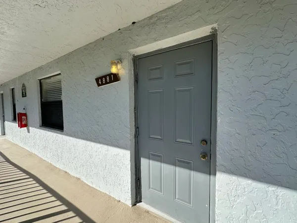 $2,100 | 4881 Arjaro Drive, Unit 4881, West Palm Beach, FL 33407