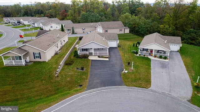 $212,000 | 48 Michael Court, Shippensburg, PA 17257