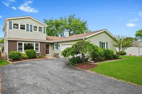 $485,000 | 530 North Fairfield Avenue, Lombard, IL 60148