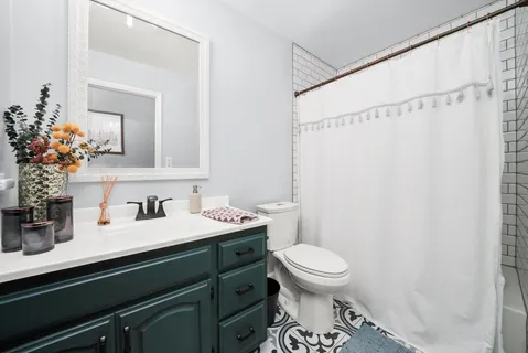 $485,000 | 530 North Fairfield Avenue, Lombard, IL 60148