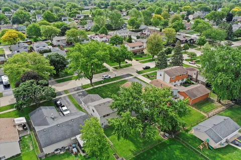 $485,000 | 530 North Fairfield Avenue, Lombard, IL 60148