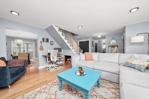 $485,000 | 530 North Fairfield Avenue, Lombard, IL 60148