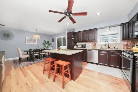 $485,000 | 530 North Fairfield Avenue, Lombard, IL 60148