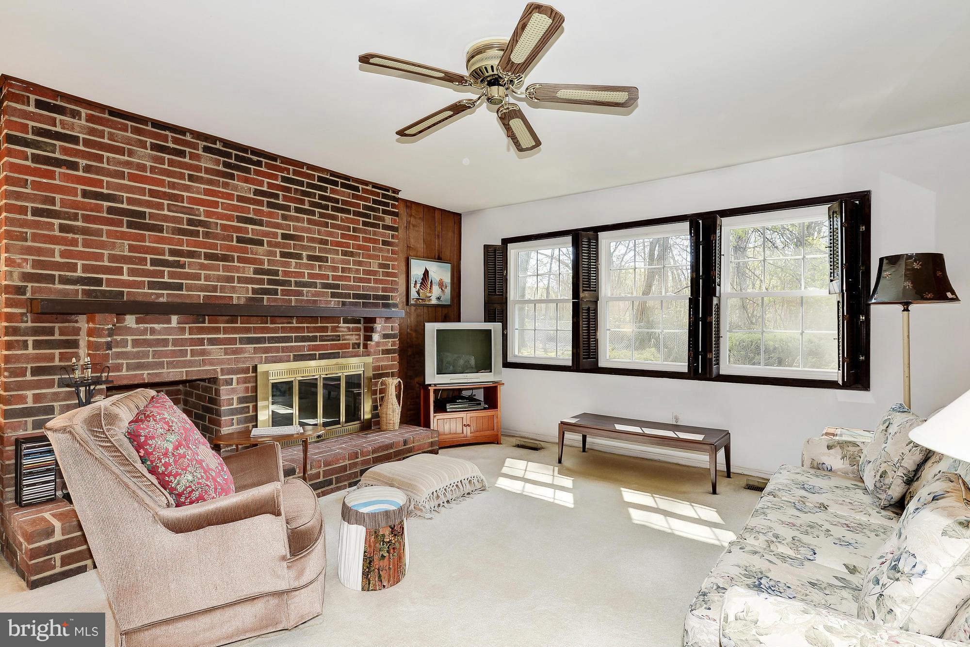 3208 Bustleton Lane Silver Spring, MD 20906 - Photo 8 of 28 Family Room