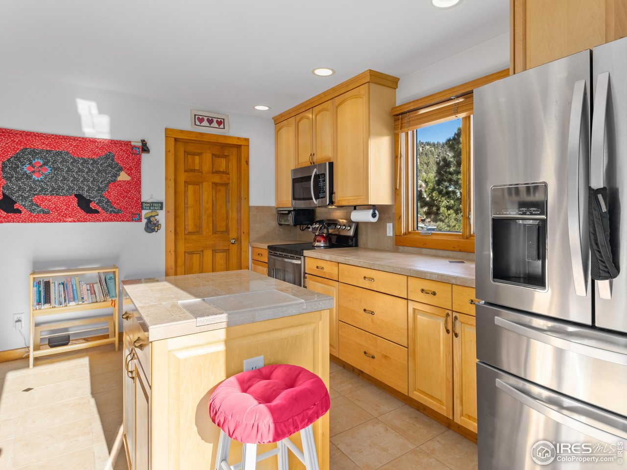 1850 Ranch Circle Estes Park, CO 80517 - Photo 18 of 46 Center Island workspace