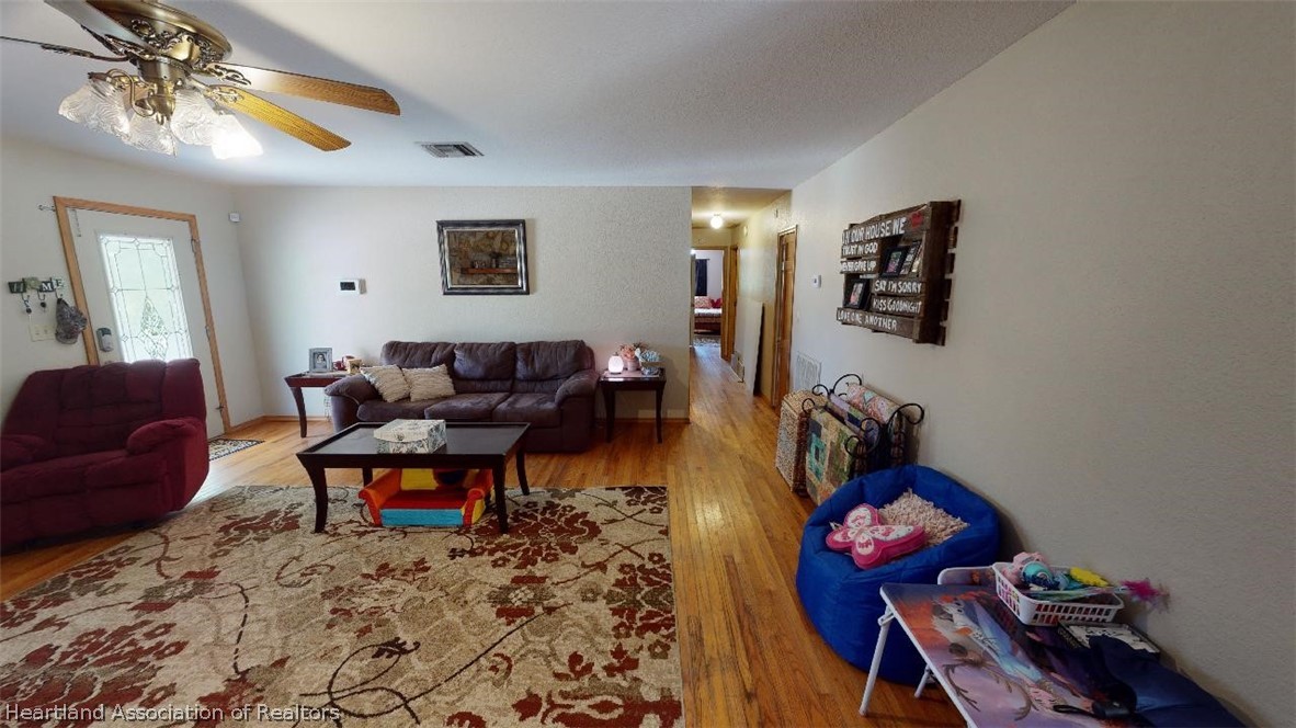 8311 Tubbs Road Sebring, FL 33876 - Photo 9 of 25 Gallery Image 9
