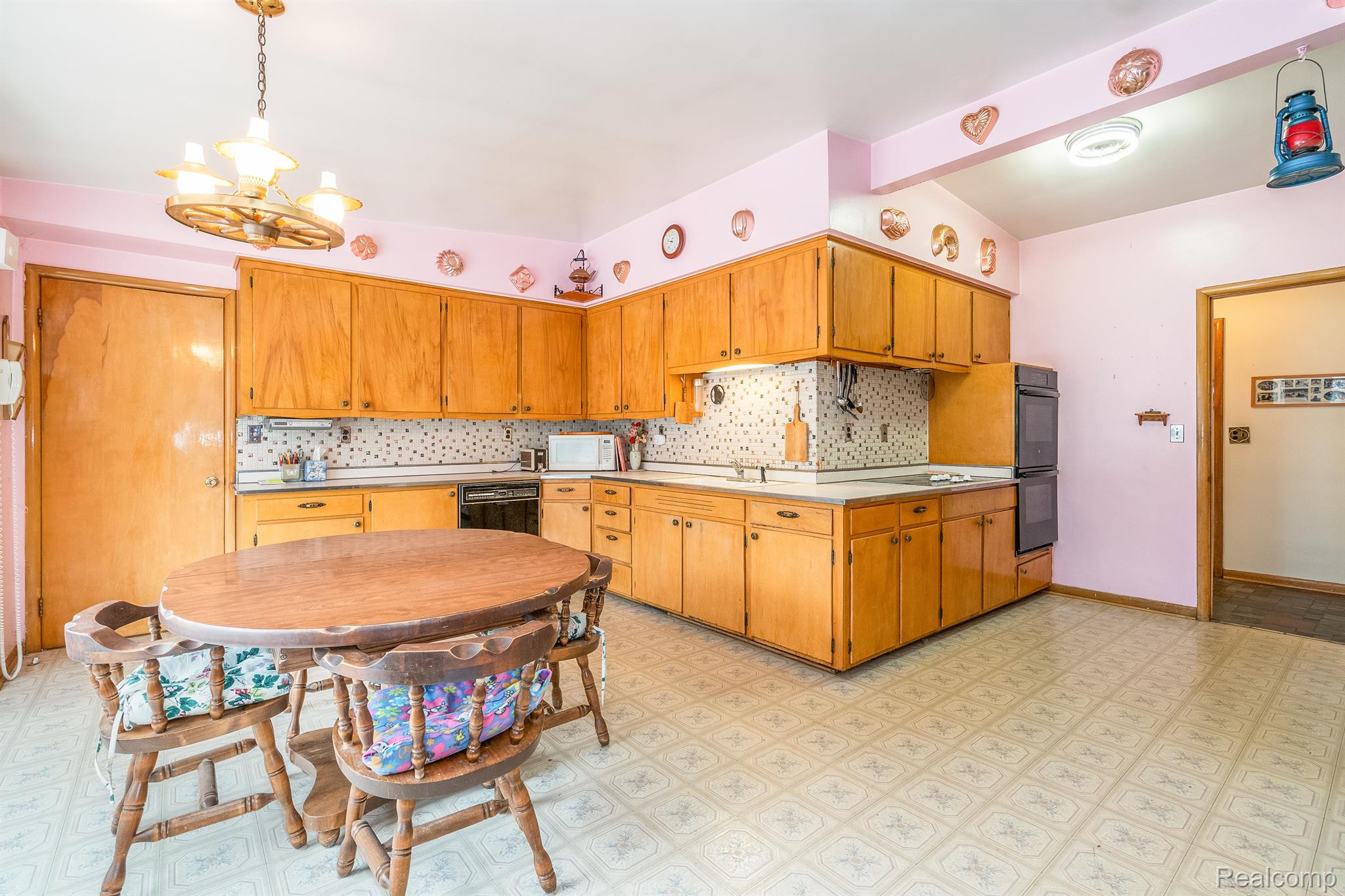 16121 Haggerty Road Belleville, MI 48111 - Photo 14 of 60 Eat in Kitchen
