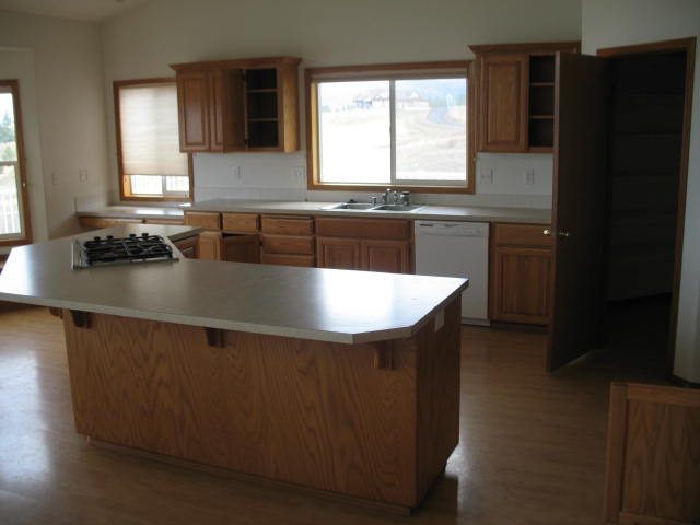 6105 South Saddle Ridge Road Greenacres, WA 99016 - Photo 5 of 9
