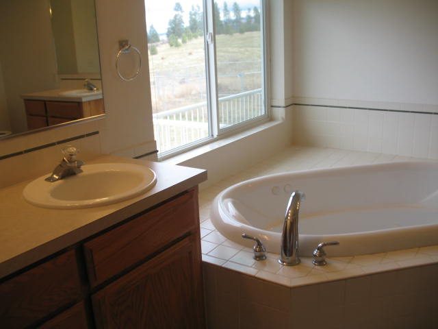 6105 South Saddle Ridge Road Greenacres, WA 99016 - Photo 8 of 9