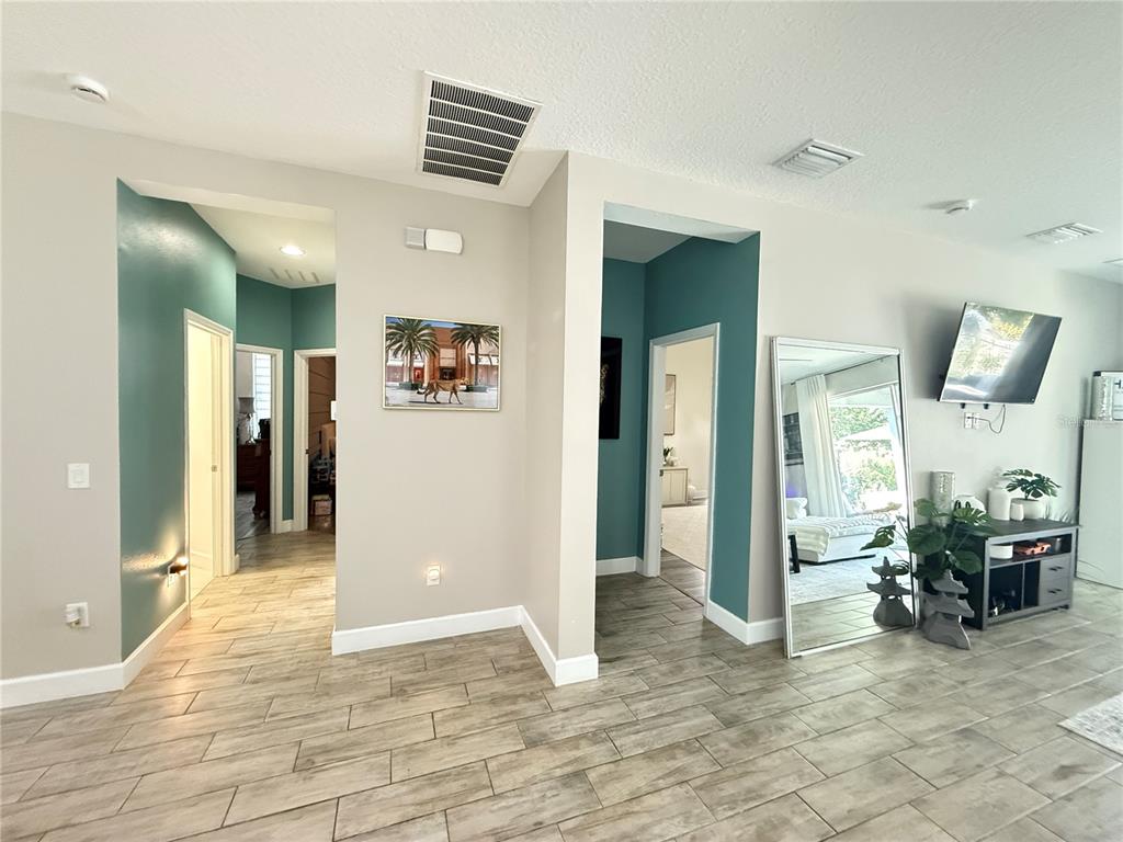 1571 Montgomery Bell Road Wesley Chapel, FL 33543 - Photo 5 of 62