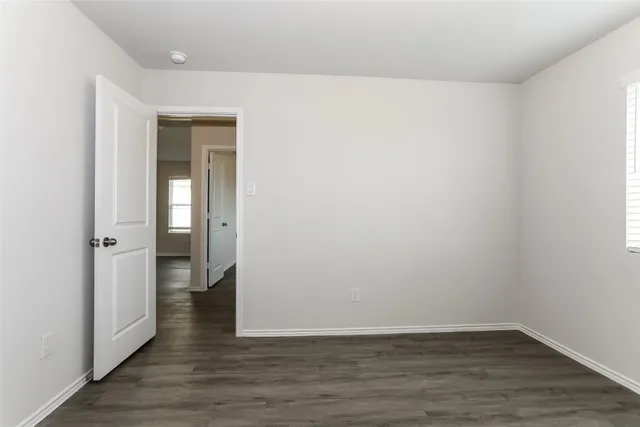 $2,025 | 106 Blue Crane Street, Huntsville, TX 77320