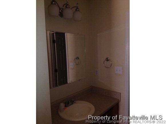 5678 Archer Road Hope Mills, NC 28348 - Photo 7 of 25 Gallery Image 7