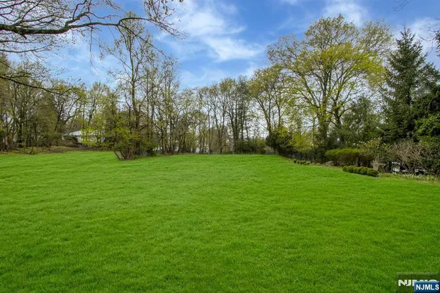 $3,336,000 | 278 Fountain Road, Englewood, NJ 07631