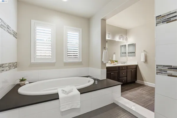 $1,088,000 | 215 Cara Court, Mountain House, CA 95391