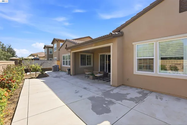 $1,088,000 | 215 Cara Court, Mountain House, CA 95391