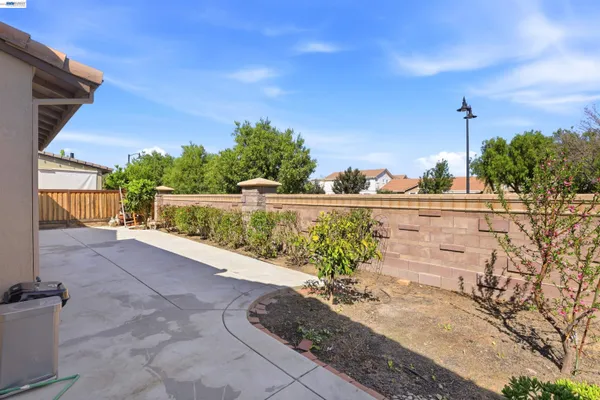 $1,088,000 | 215 Cara Court, Mountain House, CA 95391